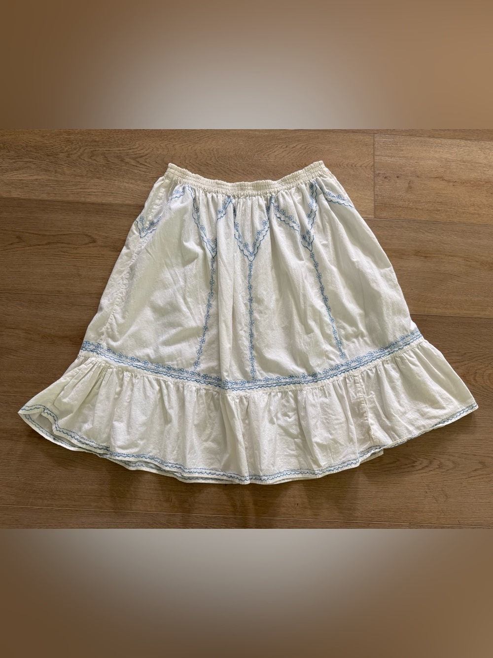 Vintage BILA Edwardian Embroidered Cotton Skirt Large White Blue